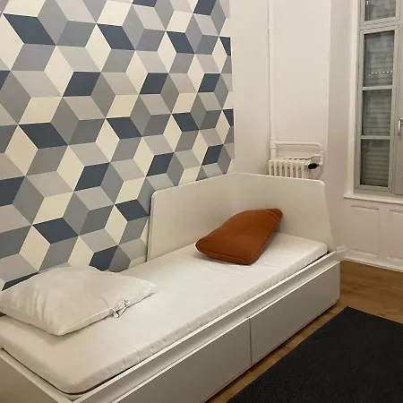 Petits Centre Апартаменты Безансон